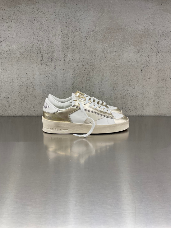 Golden Goose - Stardan donna in pelle laminata oro con talloncino bianco