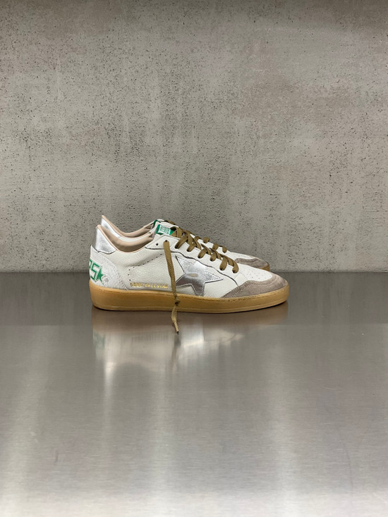 Golden Goose - Ball Star uomo in pelle bianca con stella e talloncino argento