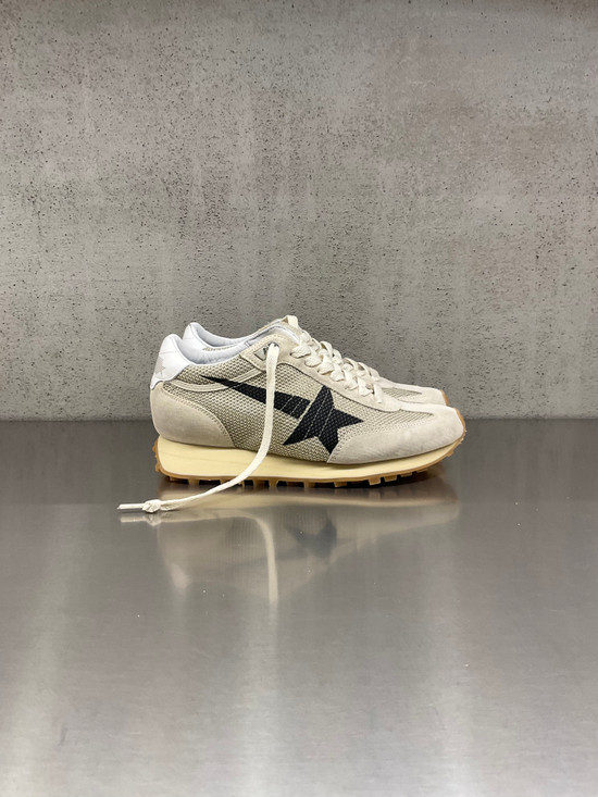 Golden Goose - Marathon donna con tomaia in rete e suede beige e stella nera