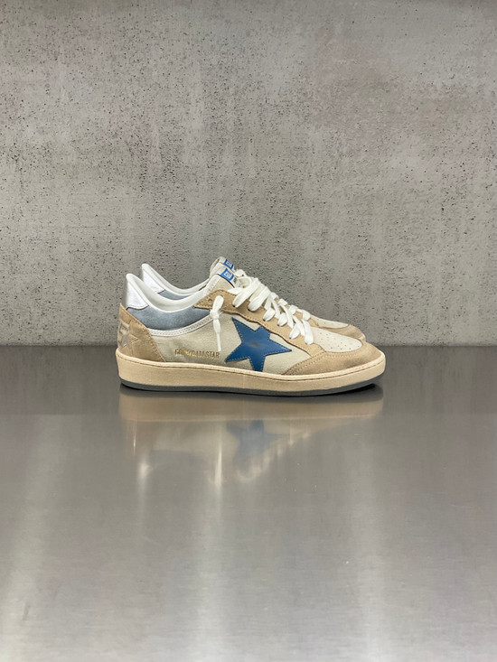 Golden Goose - Ball Star donna in suede beige e tortora con stella in pelle azzurra
