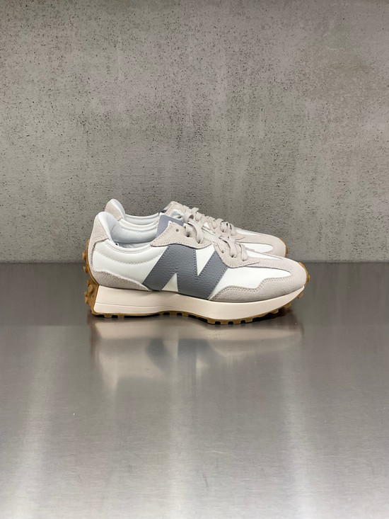 New Balance - U327LT  beige e grigia