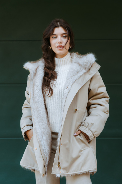 Bully - Parka con coulisse in vita reversibile sabbia ed eco pelliccia ecrù