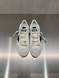 Golden Goose - Ball Star donna in pelle bianca con stella  glitterata nera e talloncino glitterato oro