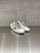 Golden Goose - Super-Star sabot donna in pelle bianca con stella glitterata argento e fodera in shearling