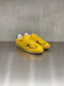 Alohas - Sneakers Tb.490 in suede senape con dettagli neri