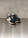 New Balance - W327KC nera e bianca