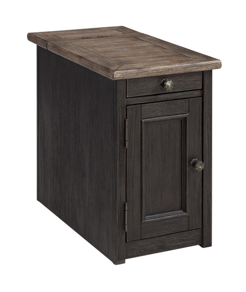 Tyler Creek Chairside Table