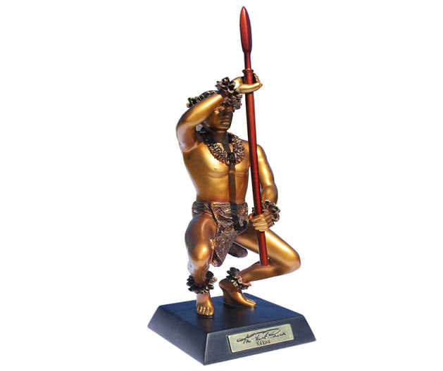 Hula Statue Kane Kahiko
