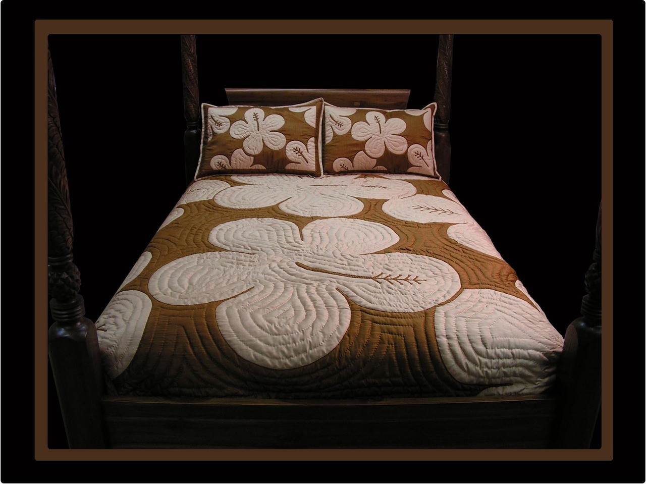 Hawaiian quilted bedspread