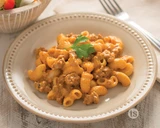 Chili Mac Cheese Skillet