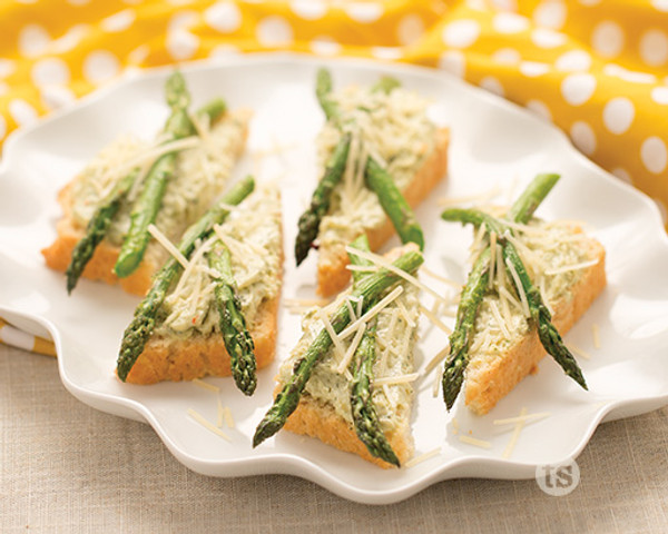 Creamy Artichoke Asparagus Beer Bread Bites