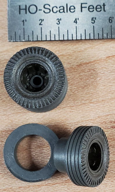 Dual Tires with Rims