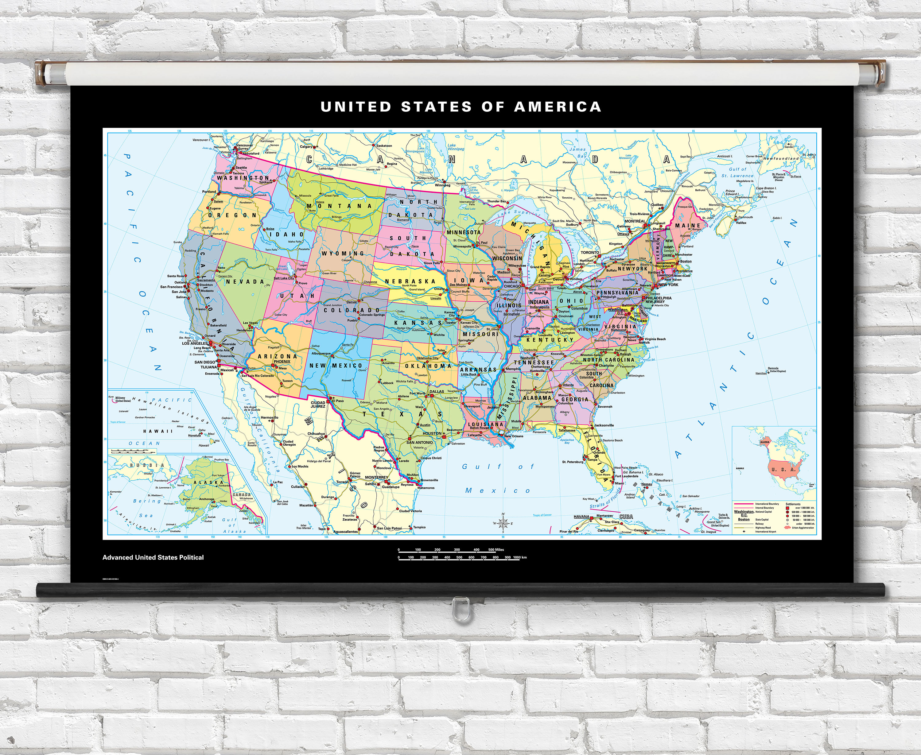 Advanced U.S. Political Classroom Map on Spring Roller from Klett-Perthes