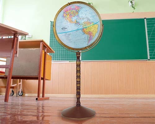 Floor Globes for Classrooms