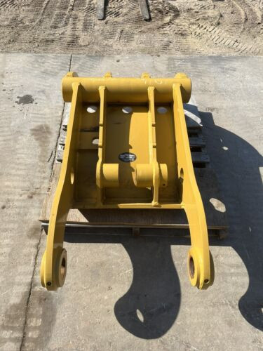 Central Fabricators Bucket Thumb C614467 For CAT 320 WE SHIP INTERNATIONAL