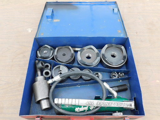 Greenlee Hydraulic Knockout Set 767 W SOME CURRENT TOOLS DYES 1/2" 4" SLUGBUSTER