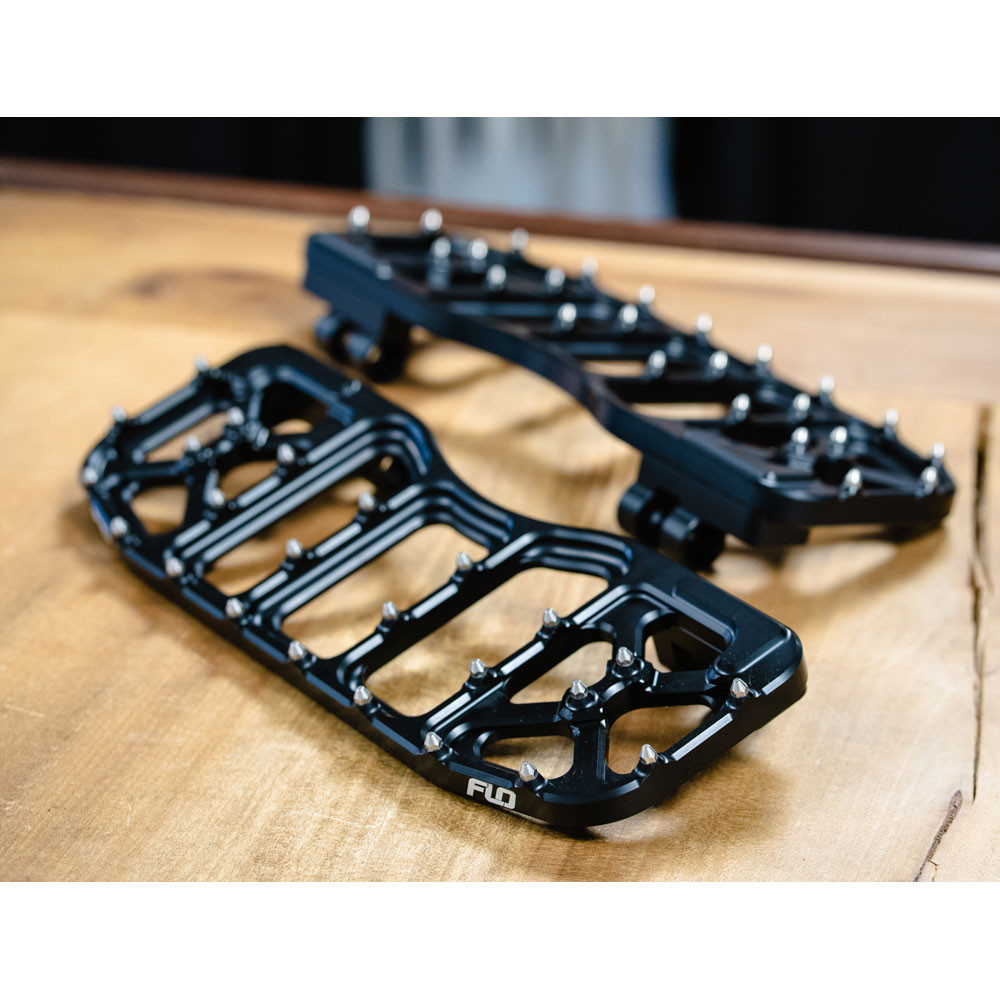 Flo Motorsports V5 Bagger Floor Boards for Harley Touring Black