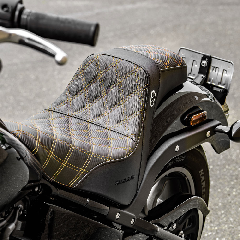 San Diego Customs Pro Series Performance Gripper Seat with Gold