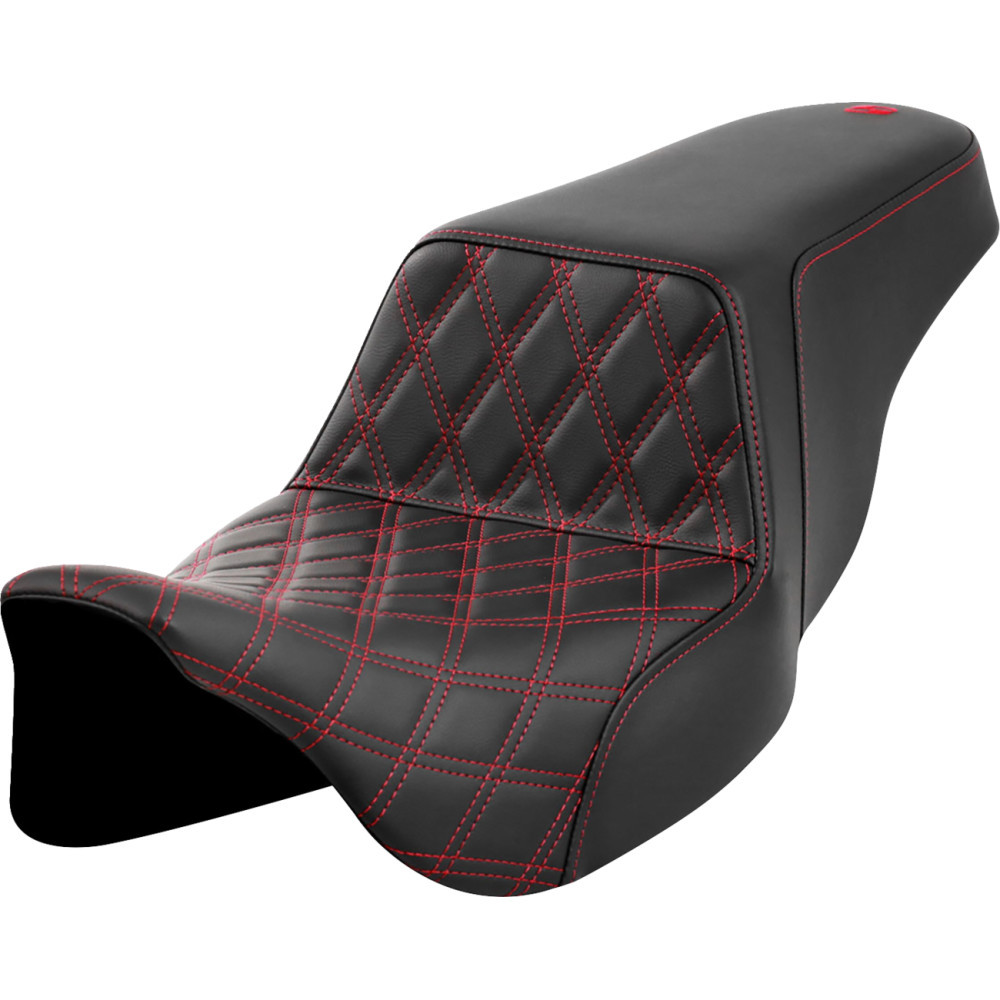 SADDLEMEN バイクシート 黒/赤 ダイヤモンドキルティング Saddlemen Front LS Step-Up Seat for 2008-2023 Harley Touring - Red