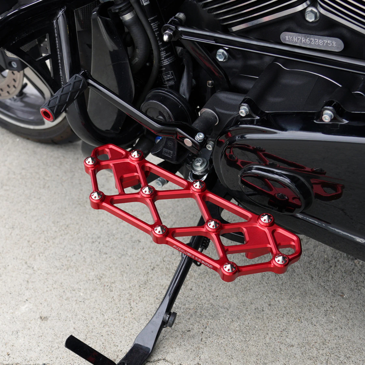 Arlen Ness Diamond Floorboards for Harley - Red - 410-057 - Get