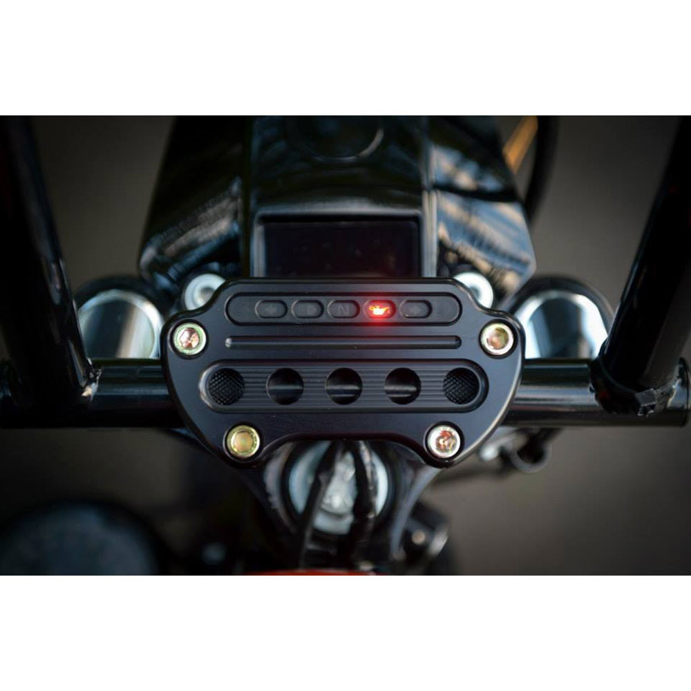 Joker Machine Indicator Light Handlebar Top Clamp for Harley