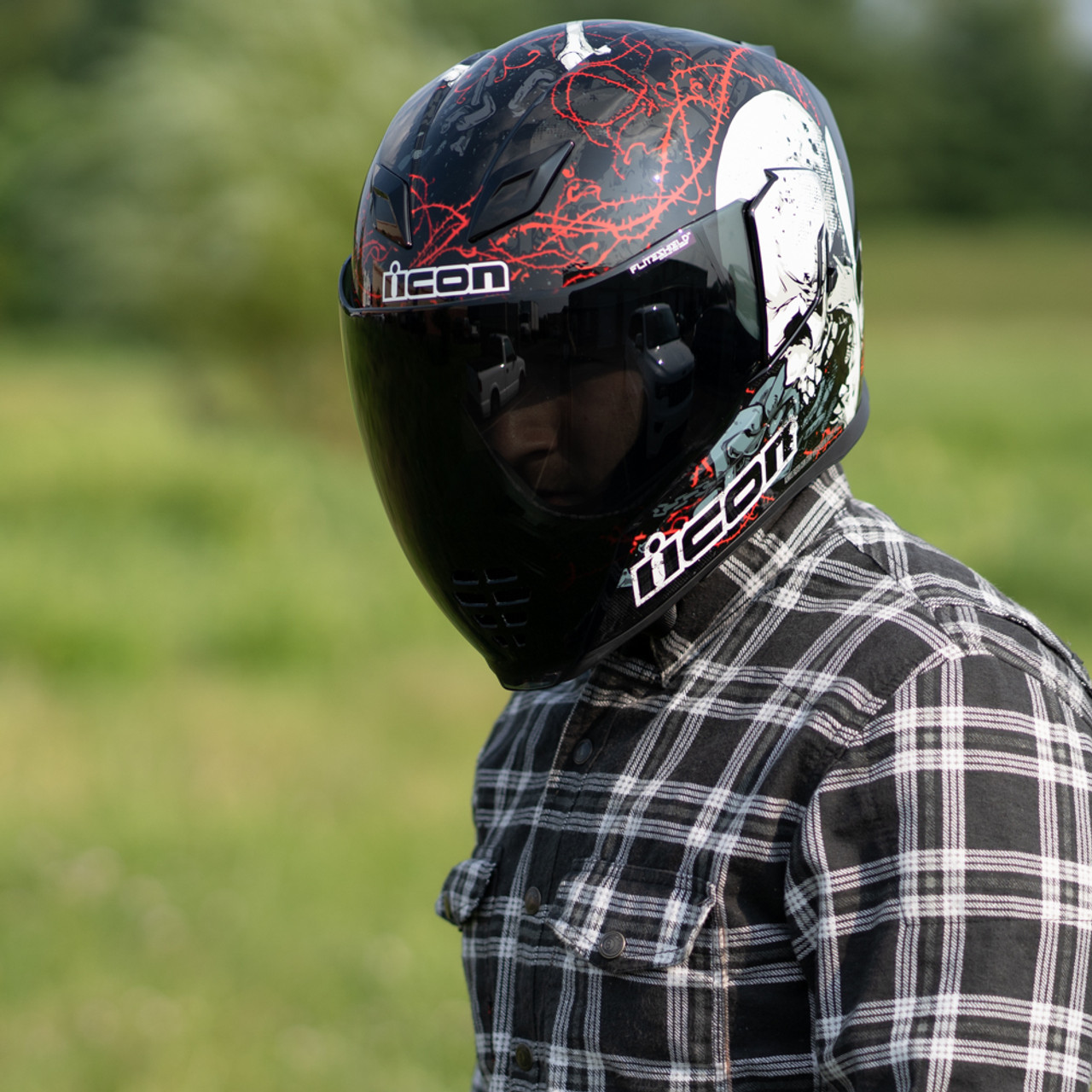 ICON AIRFLITE SKULL 18