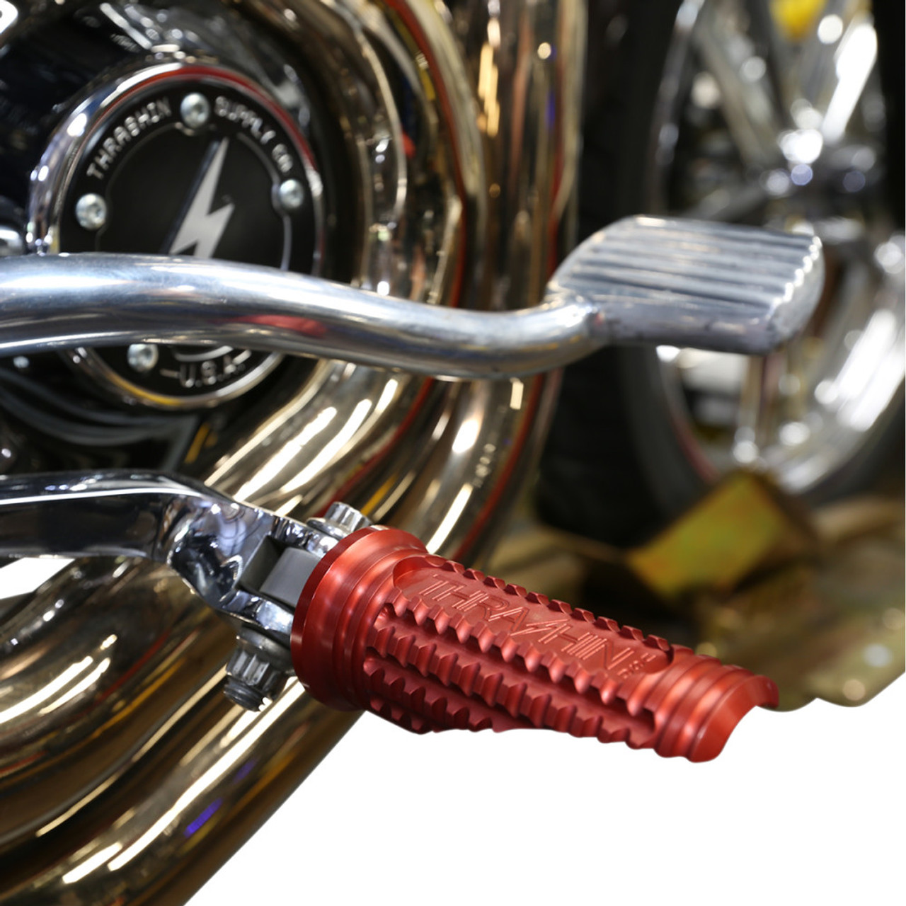 softail foot pegs