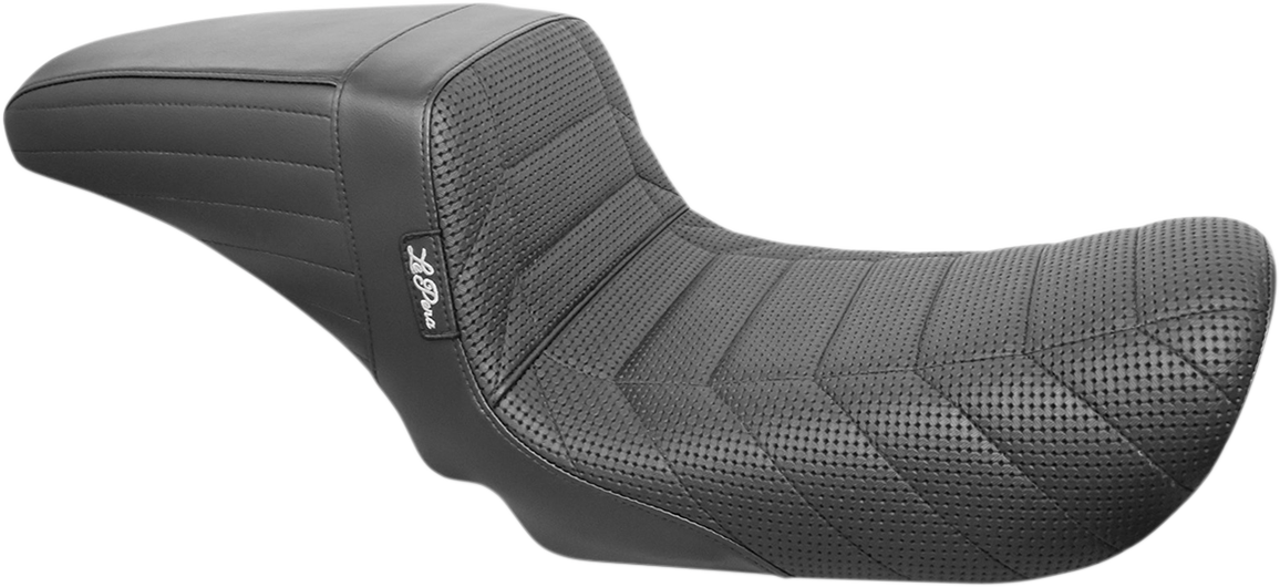 momoスポーツスター用ラペラキックフリップシート　ダイヤモンドステッチ スポーツスター用ラペラキックフリップシート ダイヤモンドステッチ