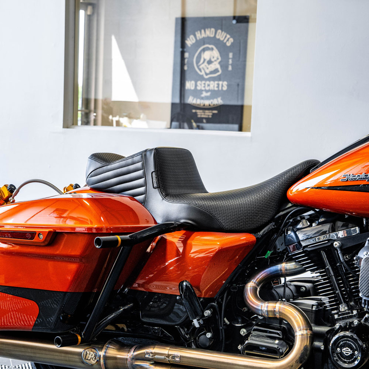 LePera Tailwhip Daddy Long Leg Seat for 2008-2023 Harley