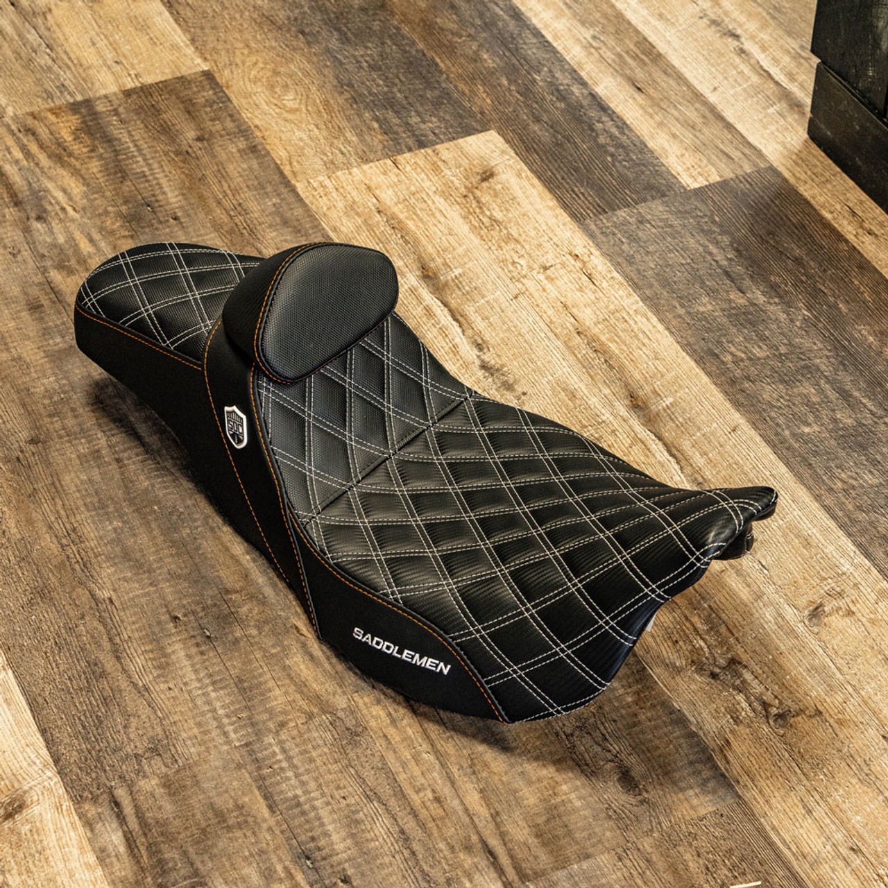 ハーレー　SADDLEMEN SDC ツーリング Saddlemen Pro Series SDC Performance Gripper Seat For Harley