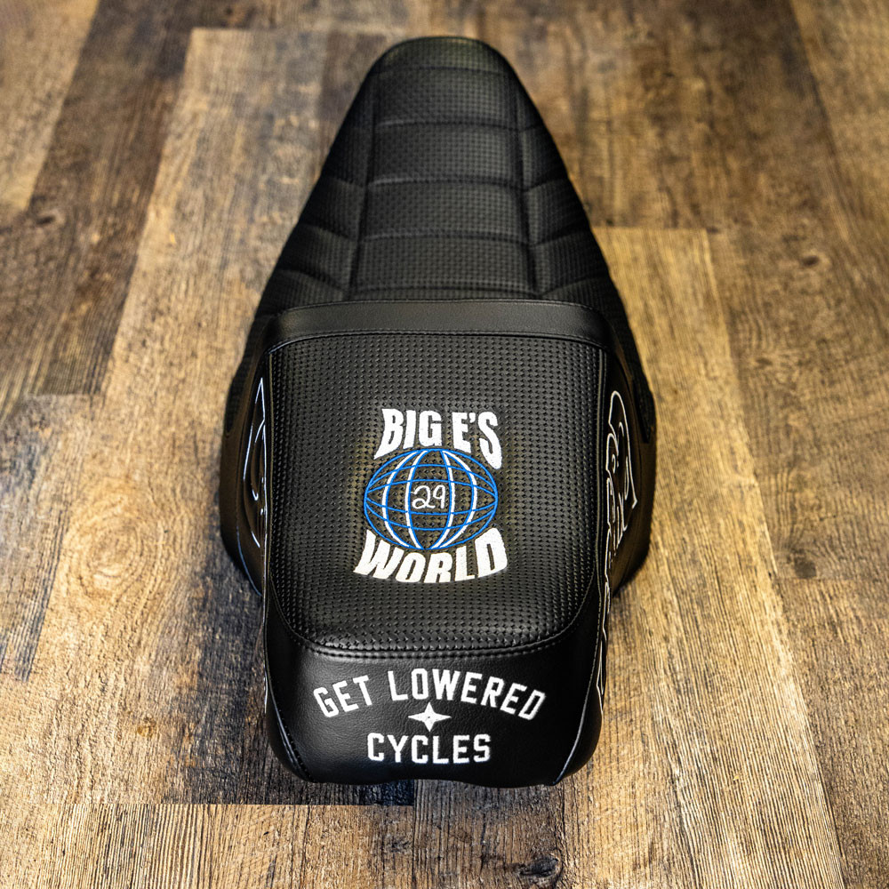LePera バイクシート LePera OG Tailwhip Seat for 2008-2023 Harley Touring - Gold Stitch