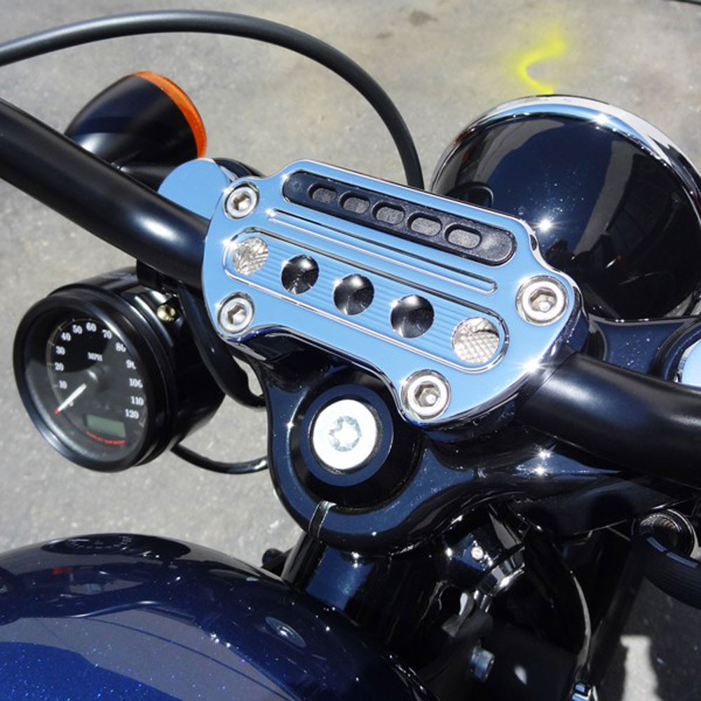 Joker Machine Indicator Light Handlebar Top Clamp for Harley