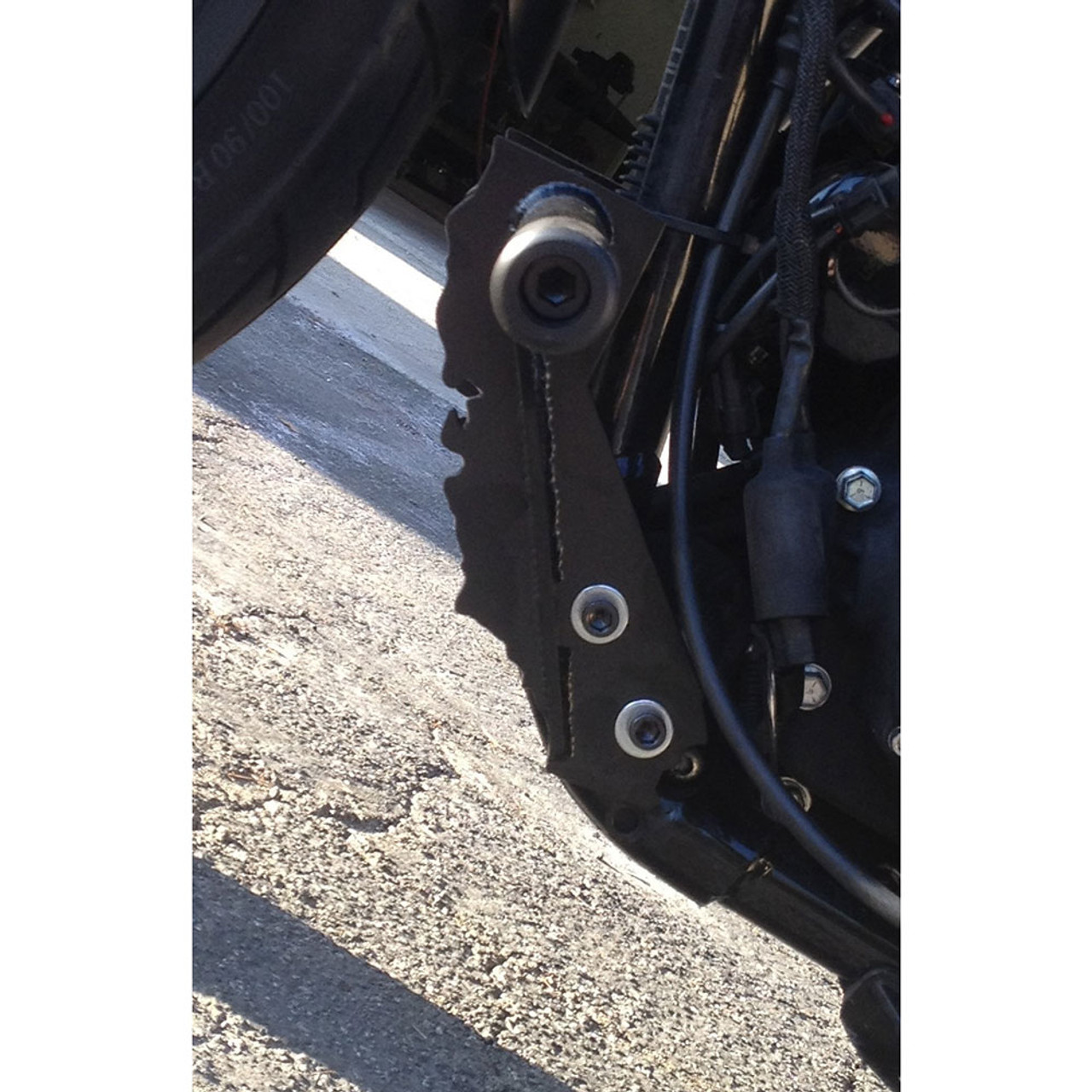 Bung King Highway Peg Crash Bar for Harley Dyna and FXR - Get