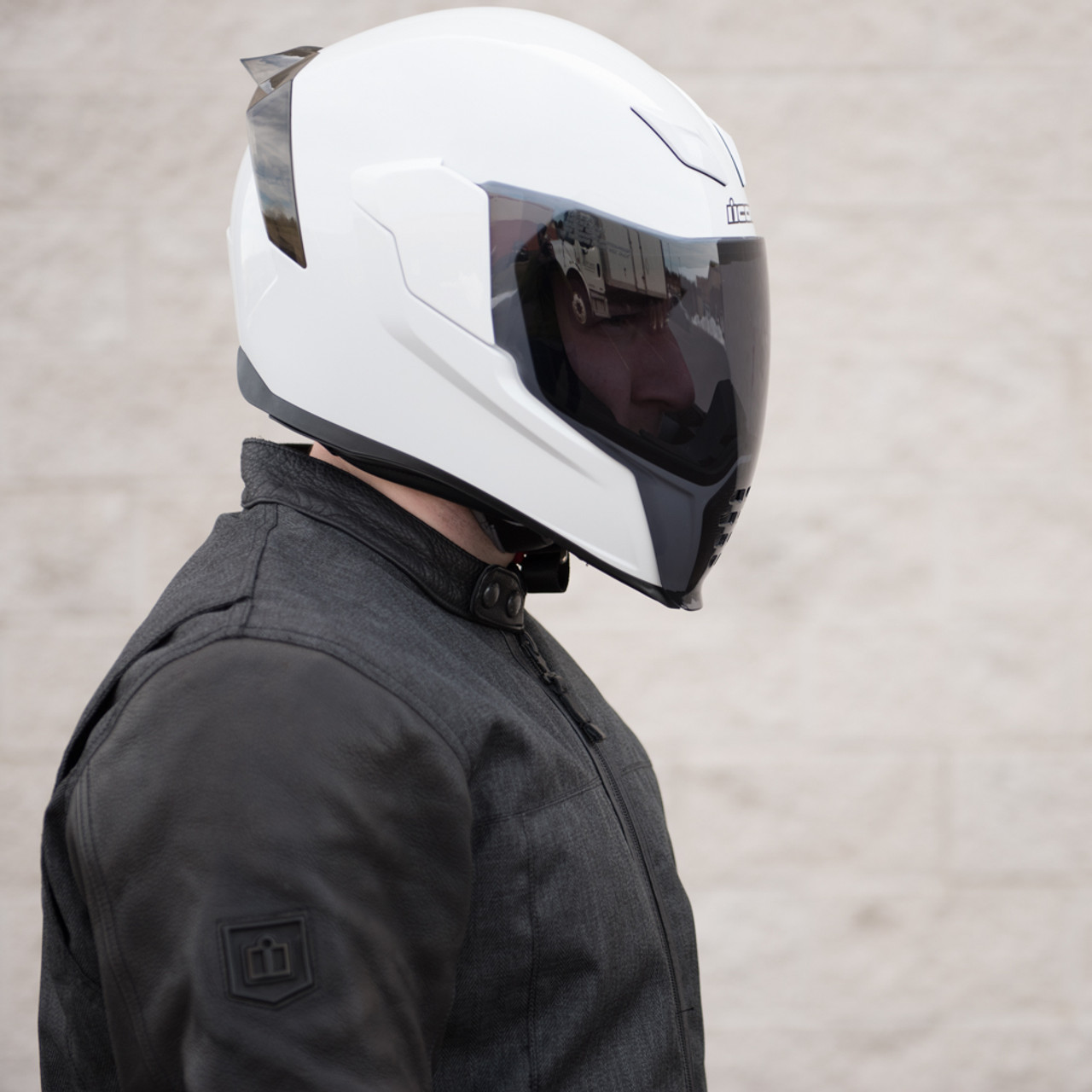 motorcycle helmet smoke visor