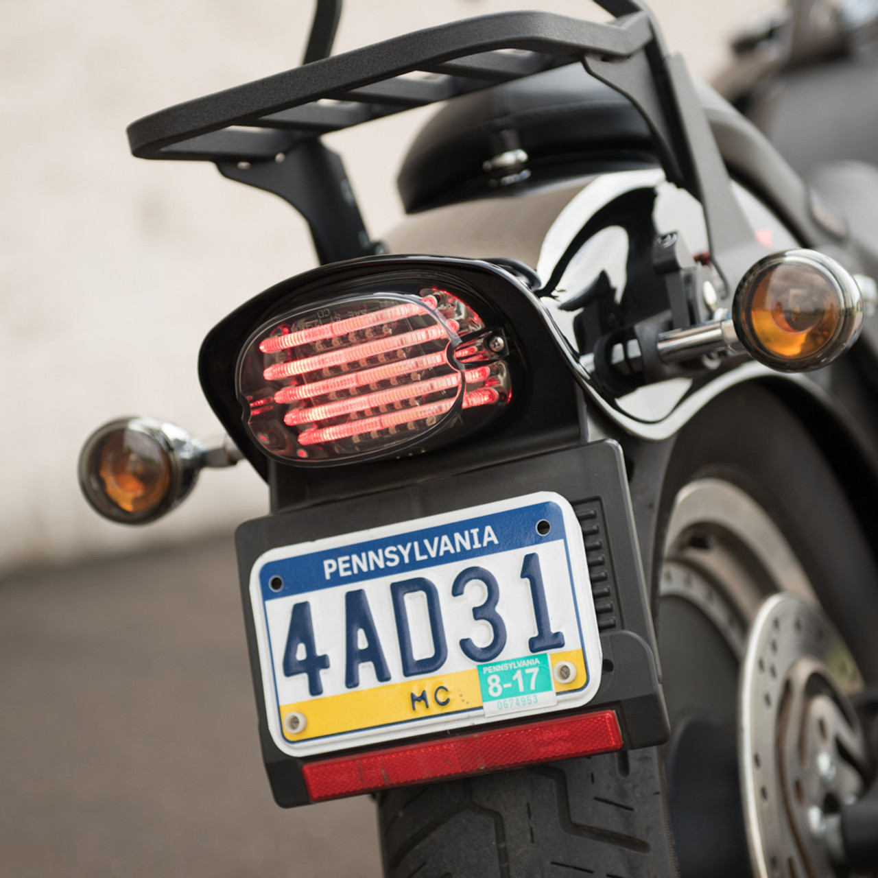 【保証書付】 Probeam Dynamics Custom Squareback Harley for Light Tail LED タイヤ・ホイール
