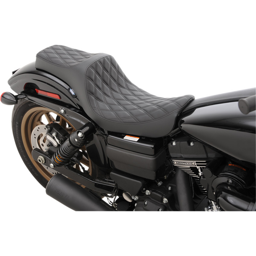 HarleyDavidson Dyna Seats Shop for Harley Dyna Seats Get Lowered