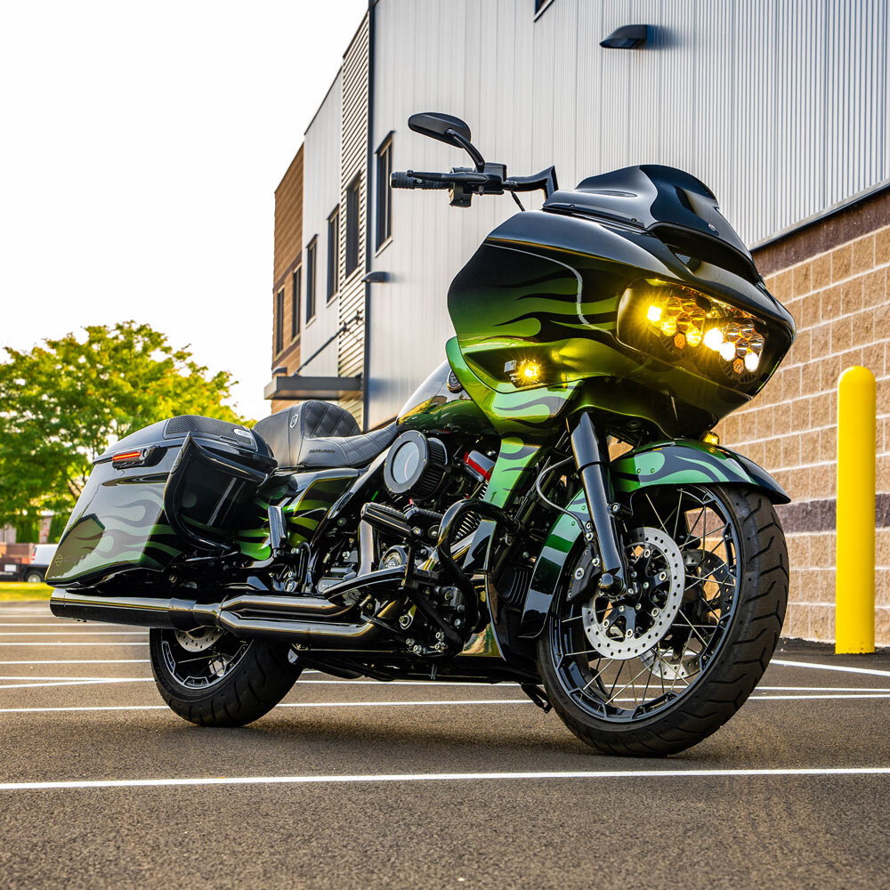 Bike Highlight - 2022 Envious Green Fade CVO Road Glide