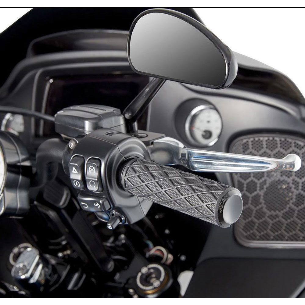 【希少】ARLEN NESS×MORIWAKI / BIKE WEAR Arlen Ness Diamond Grips for Harley - Black - Get Lowered Cycles
