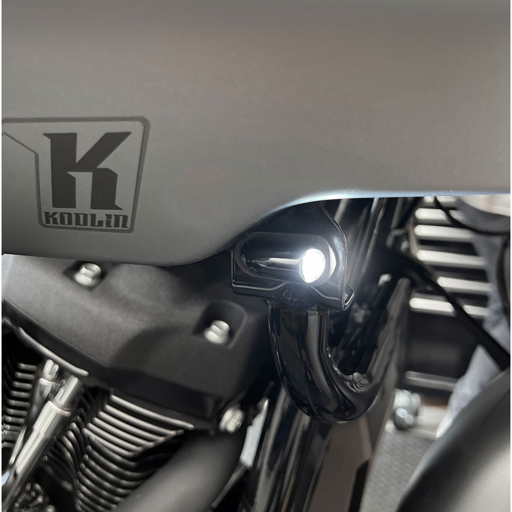 Pair Of Bullet Turn Signal Lights For Harley Softail - Chrome