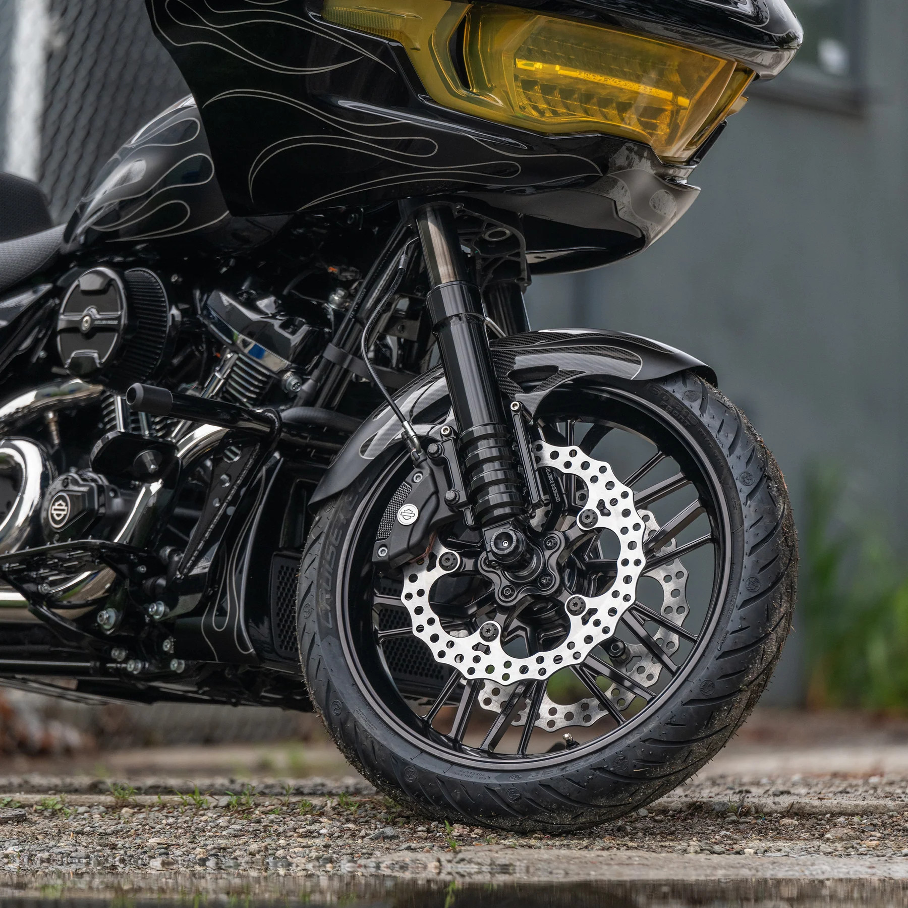 arlen-ness-carbon-fender-