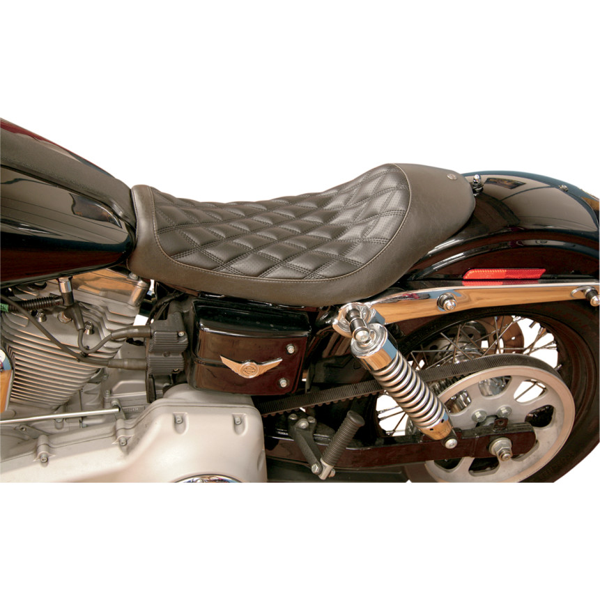 Roland Sands Design Boss ソロシート Roland Sands Boss Solo Seat for 2006-2017 Harley Dyna