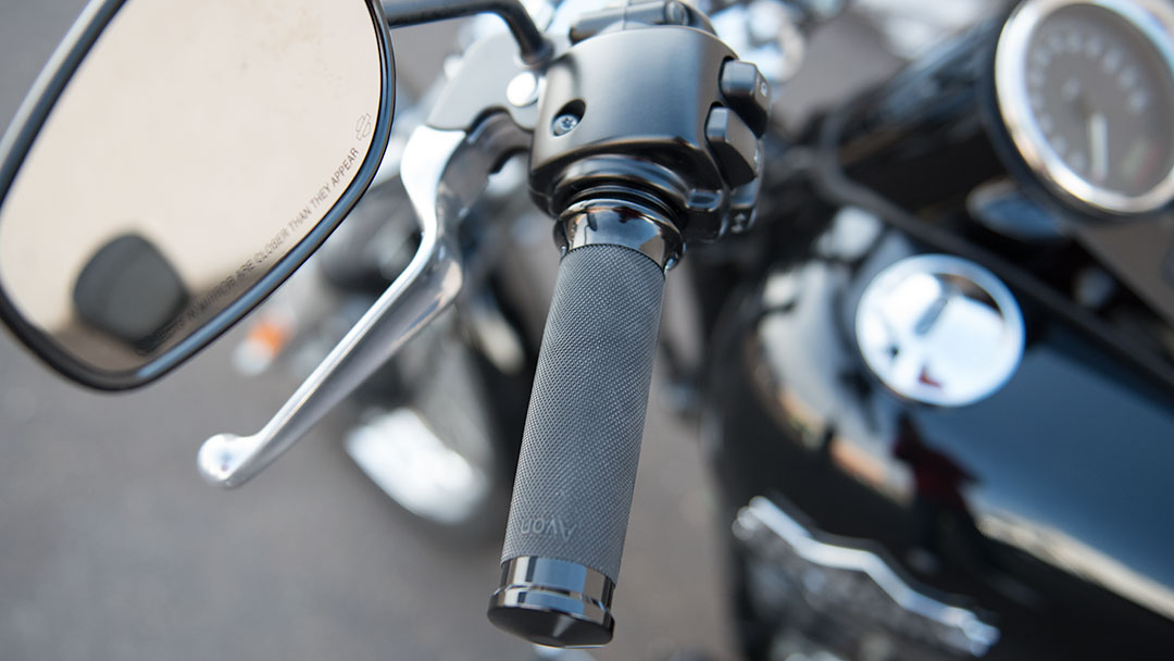 Avon Custom Contour Grips Review Comfortable, Classic Motorcycle