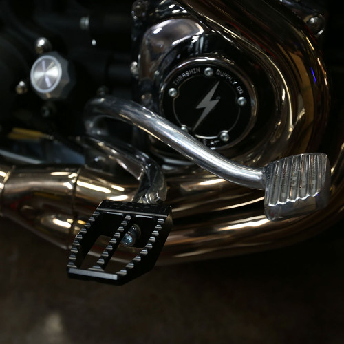 Thrashin Supply Militant Foot Pegs for Harley - Black