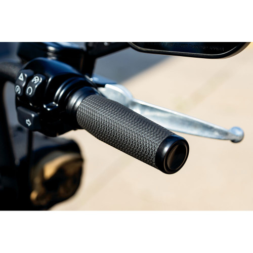 Kuryakyn Thresher Grips for Harley Electronic Throttle - Satin Black