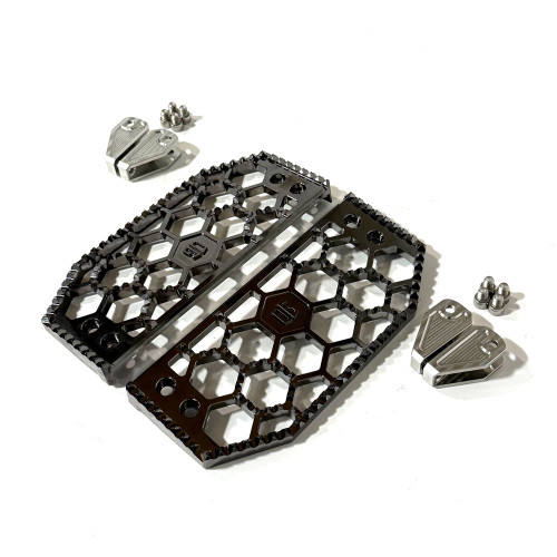 Original Garage Moto Black Chrome OG HoneyComp V3 Floorboards for Harley Touring - Open Box