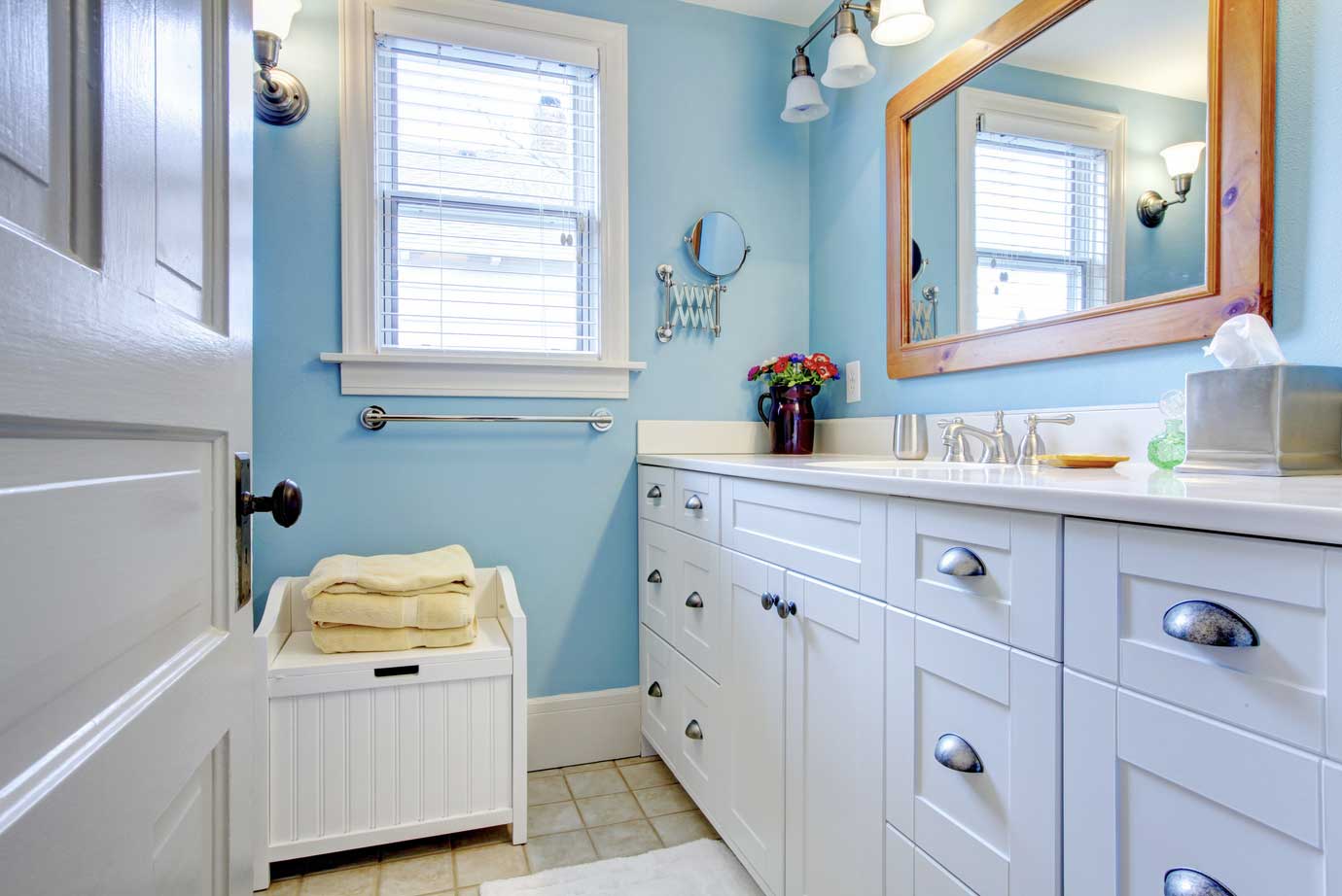 The Best Cabinets for Your Bathroom - CabinetDoorMart.com
