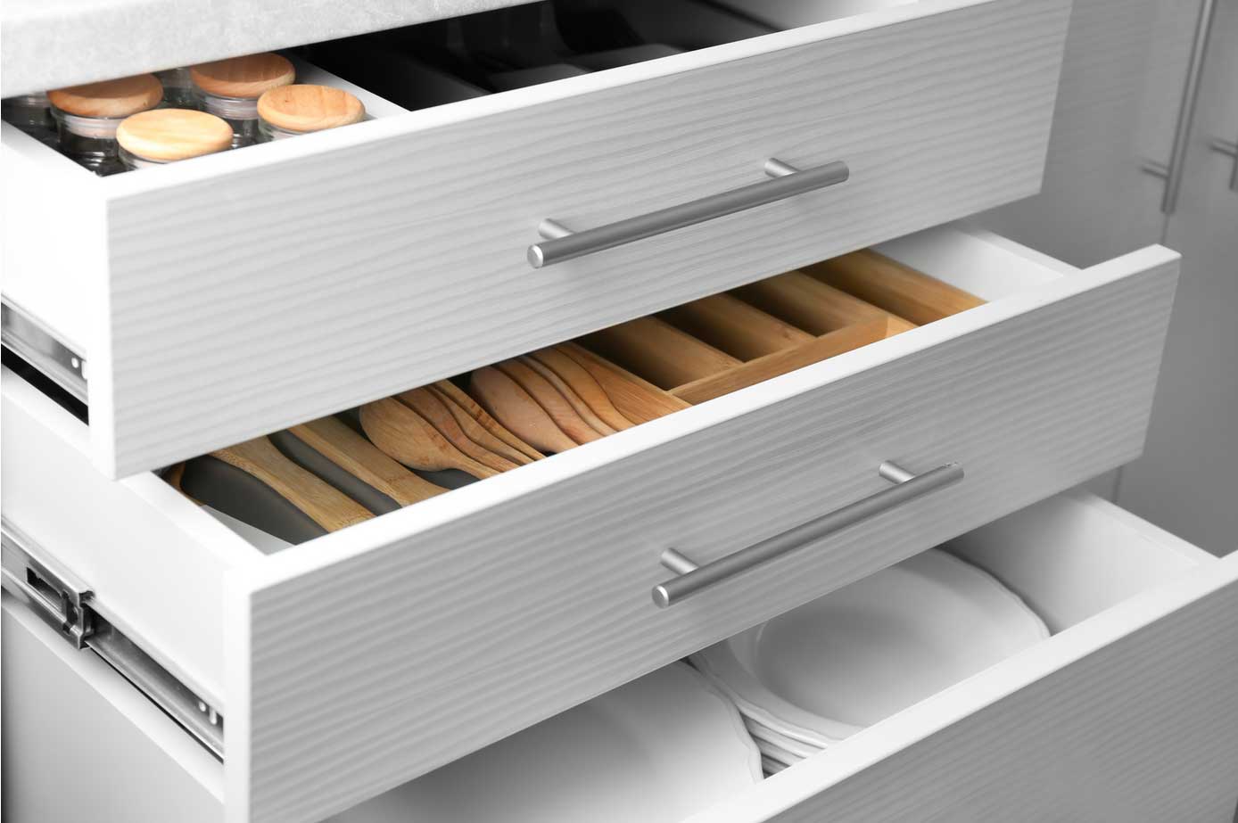 Choosing the Right Drawer Slides for Your Drawer Boxes 