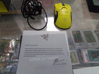 Razer Viper Ultimate Wireless Gaming Mouse Cyberpunk 2077 Edition NO DOCK