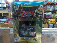 The Legend of Zelda: Twilight Princess HD with Wolf Link Amiibo Wii U NEW DAMAGED BOX