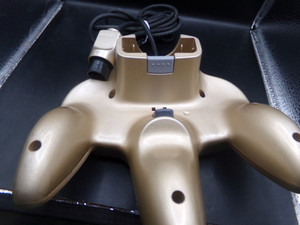 Official Nintendo Brand Nintendo 64 N64 Controller (Gold) Used